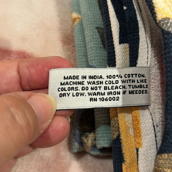 Colorful Wild Mushrooms Kitchen Towels Set of Three NWT 18x28” Cotton - Picture 12 of 16